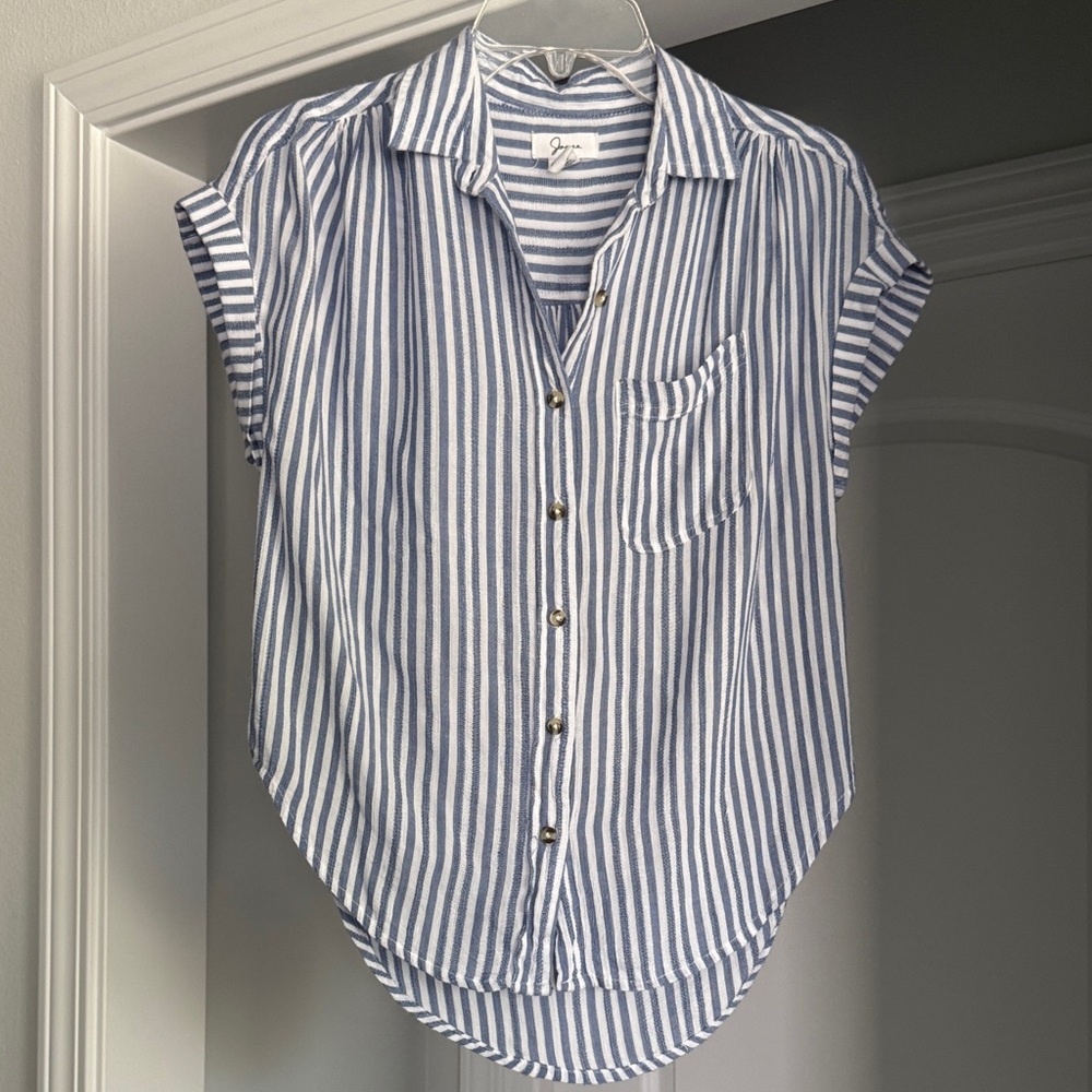 Beachy Casual or Work Blouse Blue and White Striped Button-Up Shirt